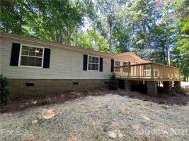 1150 Shore Acres