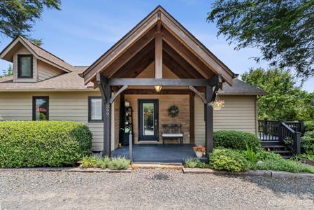 399 Foxfire Estates