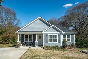 221 Price Street