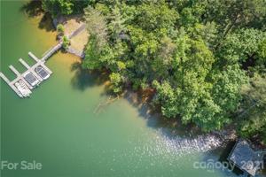 2385 Lake Forest