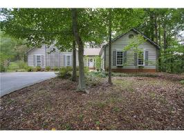 16 Pine Knoll Drive 