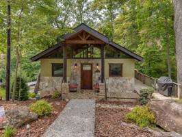 104 Edwards Point