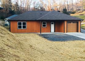 37 Huckleberry Lane