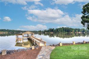 11141 Windy Grove