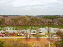 140 River Ridge