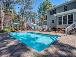 2725 Pleasant Oak