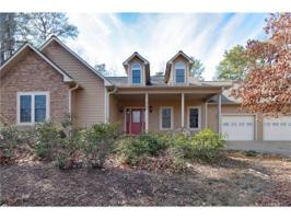 320 Shumont Estate