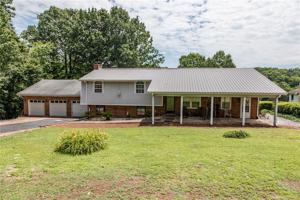 6242 Ruffin Lane