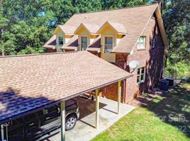 459 Lakeshore