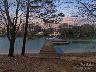 168 Willow Point Road