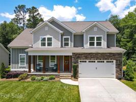 3905 12th NE