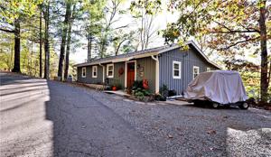 117 Moffitt Road