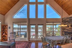 198 Shoreline Road