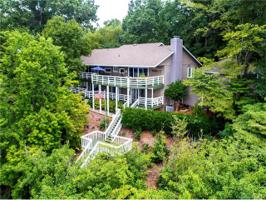 8032 Windjammer Drive 