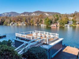 201 Lakeview Drive