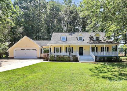 7852 Golf Course Drive N