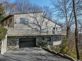 328 Youngs Mountain Drive