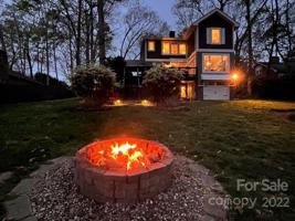 599 Wood Hollow