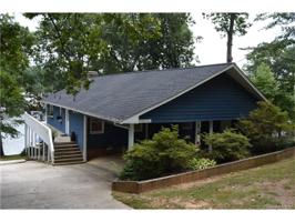 321 Lake Forest Drive