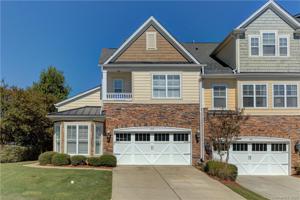 305 Wave Crest Drive