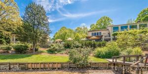 88 Hamilton Woods