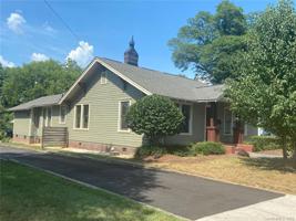 110 W Woodrow Avenue