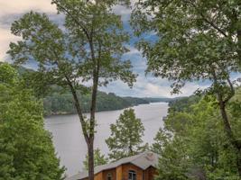 155 Quail Cove Boulevard