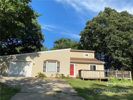 108 Hillsboro