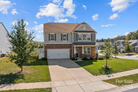 104 Gray Willow Street