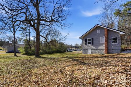 910 Roosevelt Street