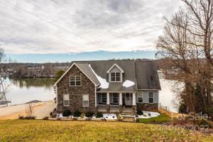 5705 Crown