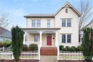 385 Third Baxter Street