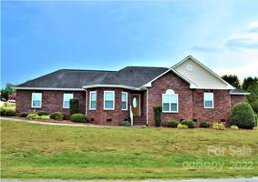 5798 Little Oak