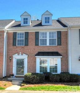 3025 Misty Harbor Circle