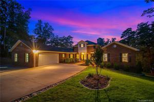 193 Kingfisher Court