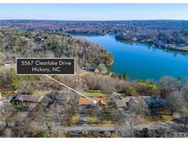5567 CLEARLAKE Drive