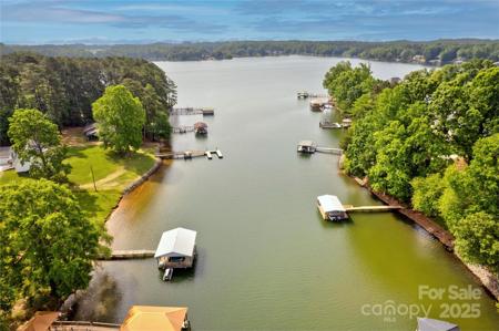 669 Kenway Loop