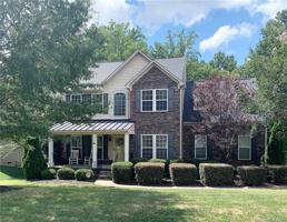 275 Squirrel Lane