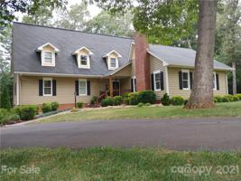 4871 Woodwinds NE