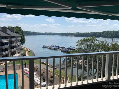 9809 Emerald Point
