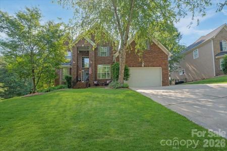 235 Shoreline Parkway