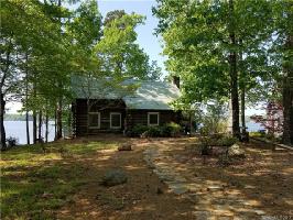 119 Emerald Point Unit 1:M/B