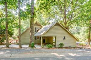 6 Hamiltons Ferry Road