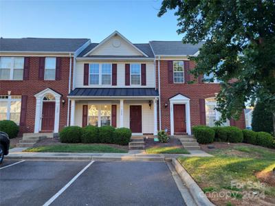 7945 Mariners Pointe Circle