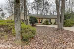 20 Timberidge Drive