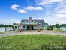 107 Lake Point
