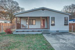 1120 Riverside