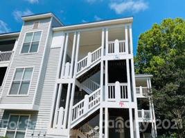 36 Hamiltons Harbor