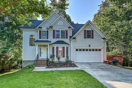 12105 Baywoods