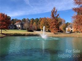 3128 Ashwood Park